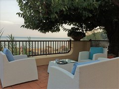 Summit Hotel - photo 10