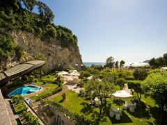 Serapo Hotel - photo 3