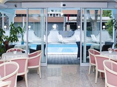 Royal Plaza Hotel  - photo 4