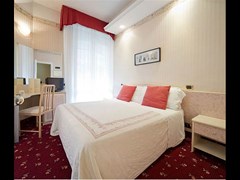 Royal Plaza Hotel  - photo 11