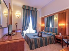 Lux Hotel - photo 7