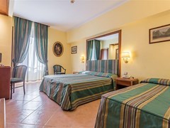 Lux Hotel - photo 15