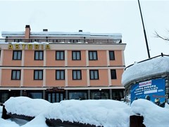Astoria Hotel - photo 2