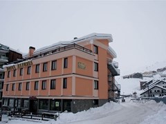 Astoria Hotel - photo 1
