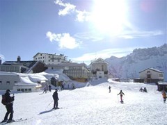 Lo Stambecco Hotel - photo 2