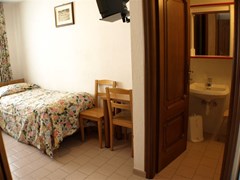 Chateau Des Dames Hotel - photo 5