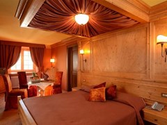 Punta Maquignaz Hotel - photo 13