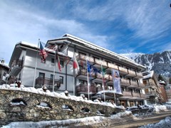 Cresta Et Duc Hotel - photo 1
