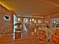 Cresta Et Duc Hotel - photo 4