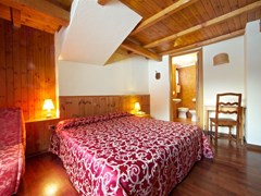 Dolonne Hotel - photo 10