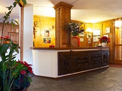 Dolonne Hotel - photo 4