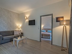 Lefkoniko Beach Icarus Suites - photo 16