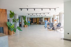 Blue Sky City Beach Hotel: Lobby - photo 2
