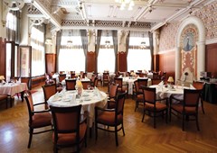 Palatinus City Center Hotel - photo 9