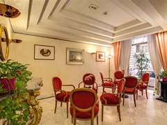San Remo Hotel - photo 8