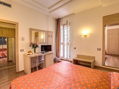 San Remo Hotel - photo 19