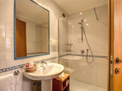 San Remo Hotel - photo 21