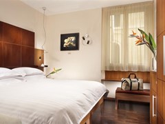 Art Hotel by the Spanish Steps - photo 8
