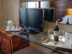 Tritone Hotel - photo 15