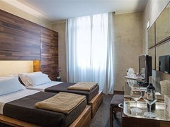 Tritone Hotel - photo 18