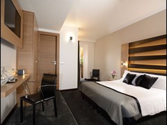 Trevi Hotel - photo 14