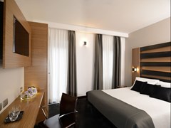 Trevi Hotel - photo 15