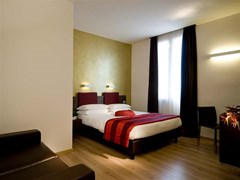 Trevi Hotel - photo 22