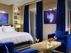 The First Luxury Art Hotel - photo 9
