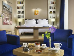 The First Luxury Art Hotel - photo 11