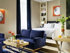 The First Luxury Art Hotel - photo 13