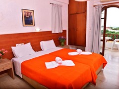 Krits Hotel - photo 9