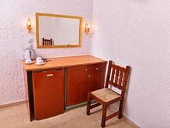 Krits Hotel - photo 10