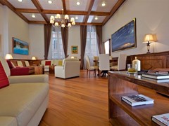 Domus Australia Hotel - photo 13