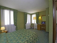 Spagna Hotel - photo 6