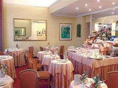 Lloyd Hotel - photo 3