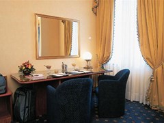 Lloyd Hotel - photo 6
