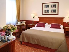 Starhotels Rosa Grand - photo 21