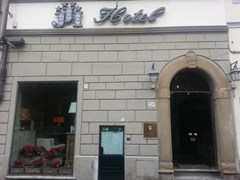 The J&J Hotel - photo 1