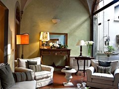 The J&J Hotel - photo 3