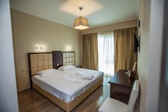 Gtm Plaza Hotel - photo 11