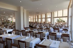 Batihan Beach Resort & Spa: Restaurant - photo 14