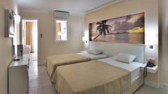 Batihan Beach Resort & Spa: Room FAMILY ROOM STANDARD - photo 104