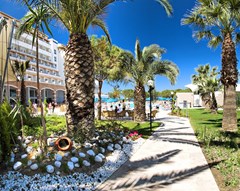 Batihan Beach Resort & Spa - photo 12