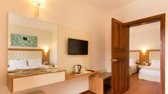 Suncity Beach Club & Hotel: Family Suite - photo 45