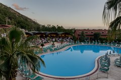 Suncity Beach Club & Hotel - photo 15