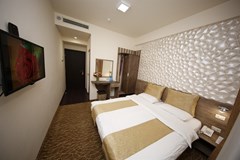 Park Boutique Hotel - photo 10