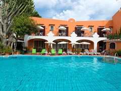 Aragonese Hotel - photo 1
