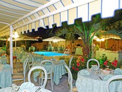 Park La Villa Hotel - photo 11