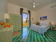Hotel La Luna - photo 11