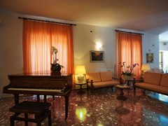 Hotel La Luna - photo 5